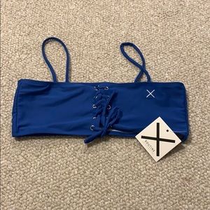 Boutine LA bikini top